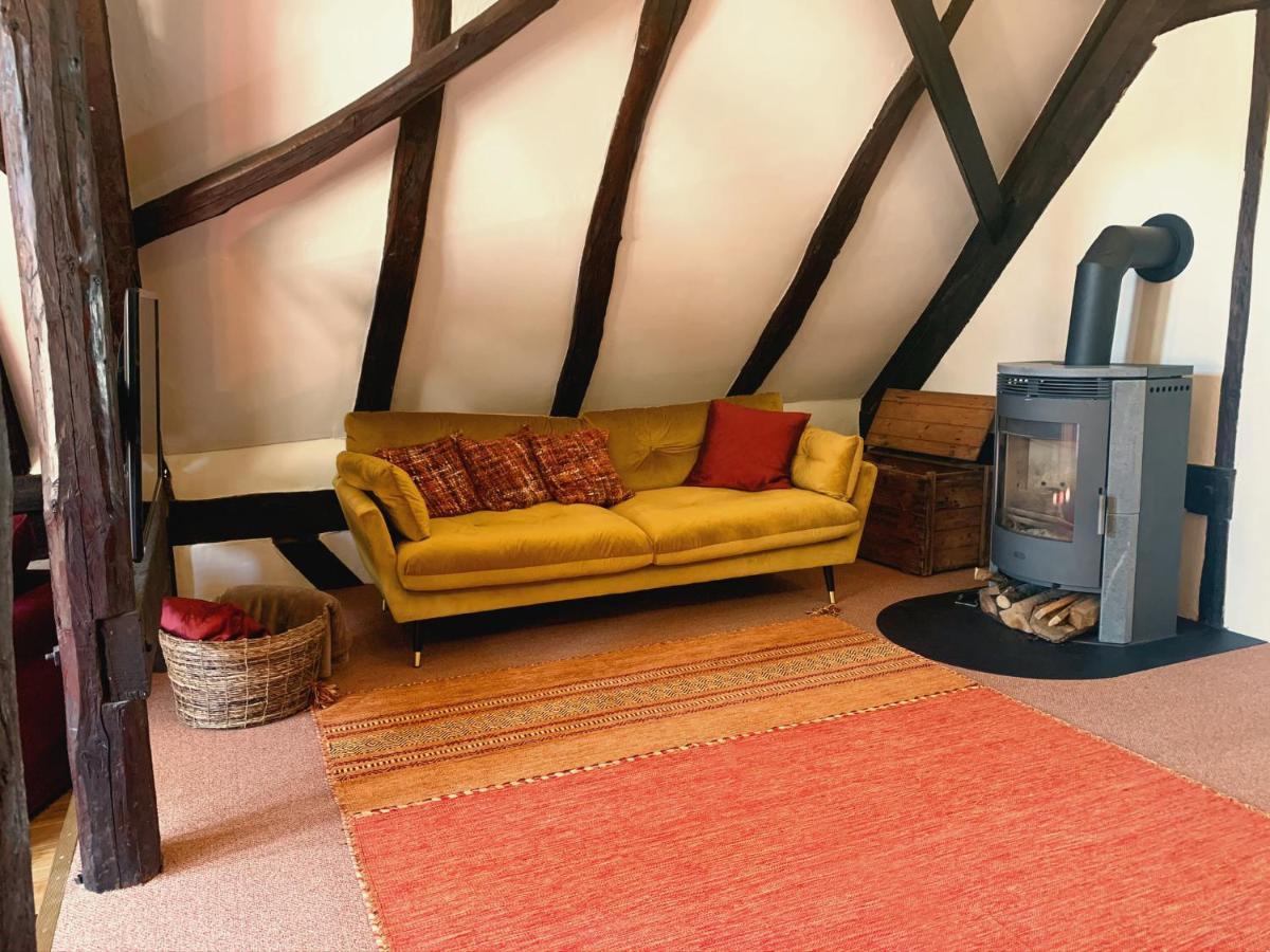 Historische Ferienwohnung Mit Kamin In Lich Buitenkant foto